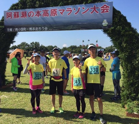 この写真の４人と撮影者のM木さんを合わせた５人が今回のメンバーです。　皆さん、楽しい一日をありがとうございました。