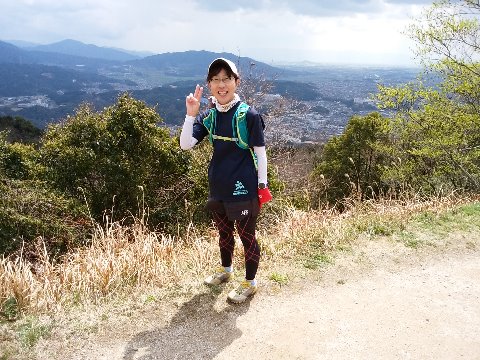 さて今日の１枚は･･･迷いましたがこれにしました。慣れない自撮りで写した２ショットは冴えないし、私のソロじゃだれも喜びそうにないし、ということで笑顔のバディさんです。