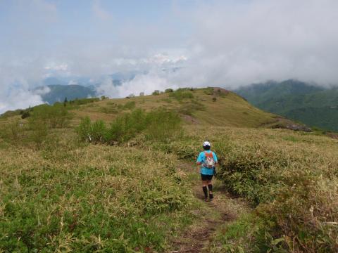 小根子岳の下り。最高の気分！