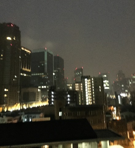 予想外の雨。。。 疲れは残っているので無理せず休足。