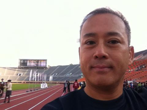 昨日の国立競技場(^◇^)
フライデーナイト・リレーマラソンを終えて(^-^)