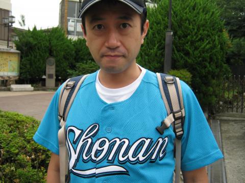 ビリケンさん ShonanのTシャツ お似合いです。
昔、鎌倉に住んでおられたとか