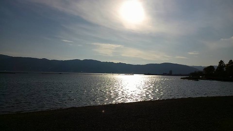 諏訪湖1周は16キロ