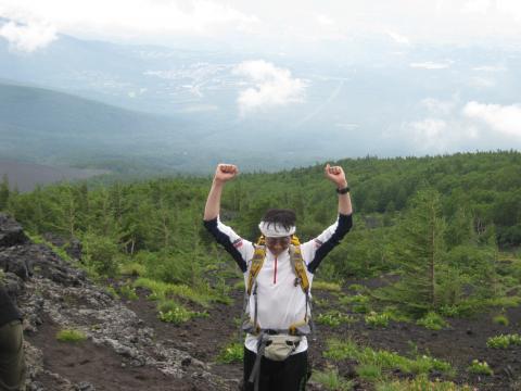 takanoさん 中学生時代以来の登山ということで
大いに張り切る。