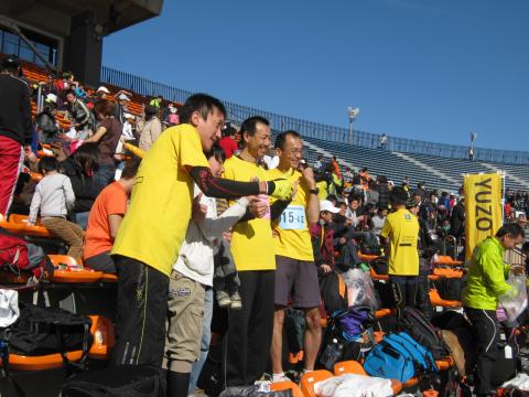 レースを終えてharudaruさん、との・さん、ハリーさんお疲れでした！