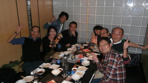 下山後は恵比寿で和歌山に嫁がれるハナさんの送別会 お幸せに~
でもハナさんが引っ越される先は、自分の親類の勤務地の目の前!また会いに行きますよ~!