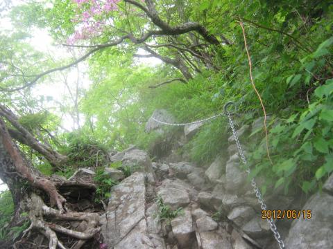 蛭ヶ岳山頂直下の登り。毎度苦しめられる。