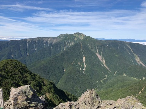 アサヨ峰からの仙丈ケ岳