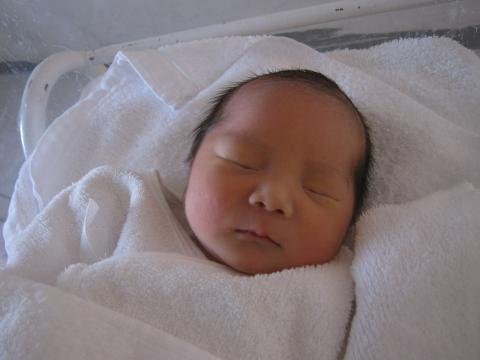 湘南オヤジの隠し子?
出来立てホヤホヤのあかちゃん(^◎^)
さて、名前はどうしようか