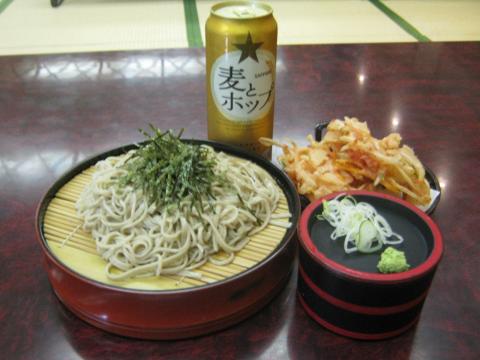 ちょっと遅い昼食なかなか美味