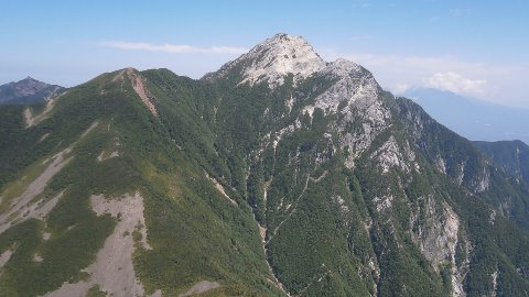 栗沢山からの甲斐駒 凄まじい光景だ