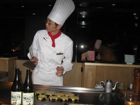 takanoシェフの晴れ姿。
料理のできる男は格好いい!
