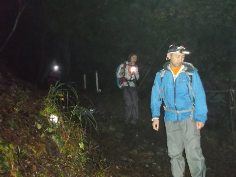 下山の最後 真っ暗に・・。