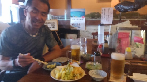 終了後Roさんと打ち上げ 山菜の天ぷらが美味