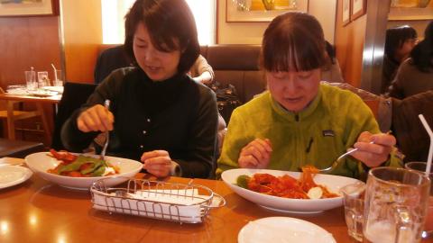 お二人ともお疲れさん！しっかり食べて４月の南アルプス桃源郷マラソンに備えて！
