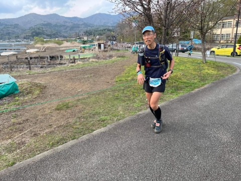 115km地点。山中湖きらら。あと42km。 中村さん撮影 これからが後半の核心部。