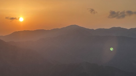 大山山頂手前から塔ノ岳 よく頑張った
