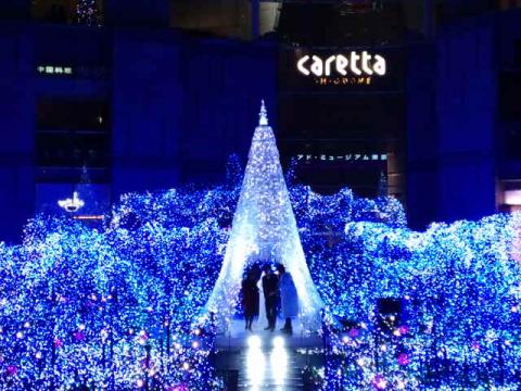 カレッタ汐留のイルミネーション
会社から徒歩10分程ですが、汐留に来たのは4年ぶり