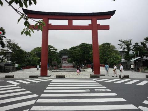 なんだか雲行きが怪しいがスタート!