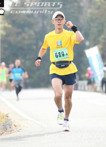 ゼッケン689、日本のミカエル選手！表情に余裕があります。